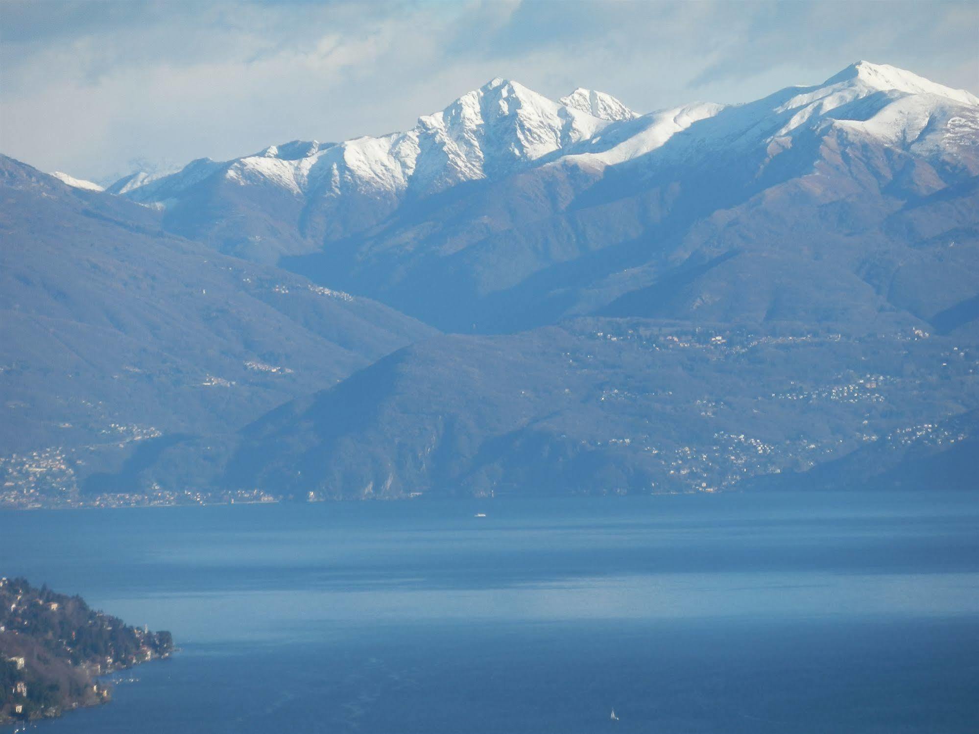 Hotel San Giacomo Lake Maggiore ภายนอก รูปภาพ