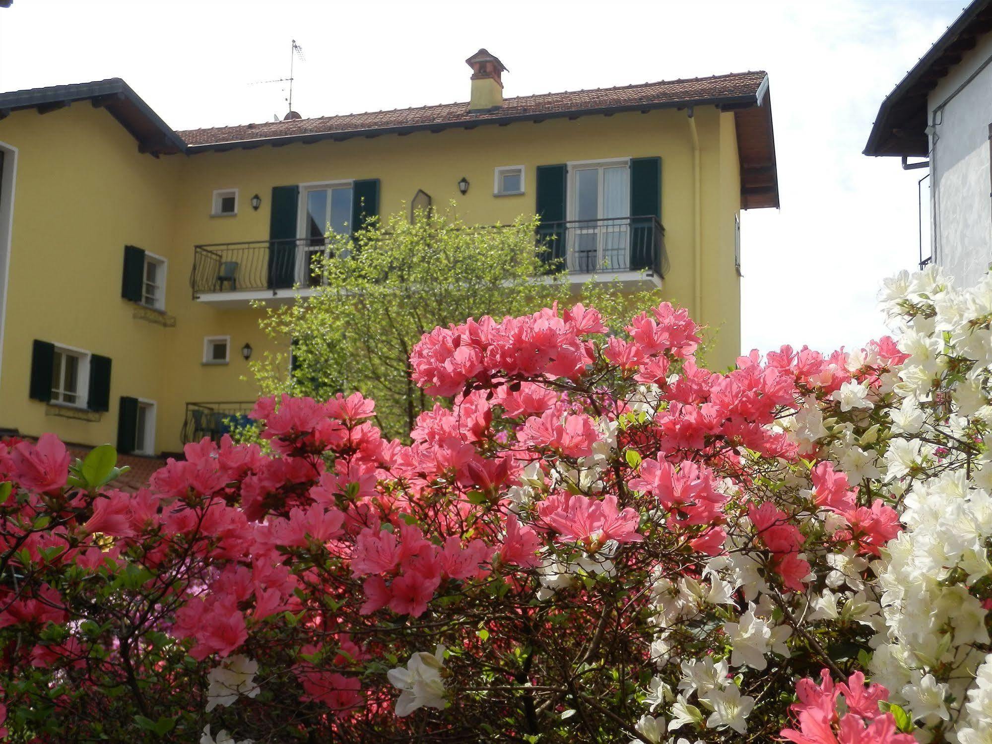 Hotel San Giacomo Lake Maggiore ภายนอก รูปภาพ